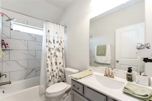 $410,000 | 2001 Sadtler Ridge Circle, La Porte, TX 77571