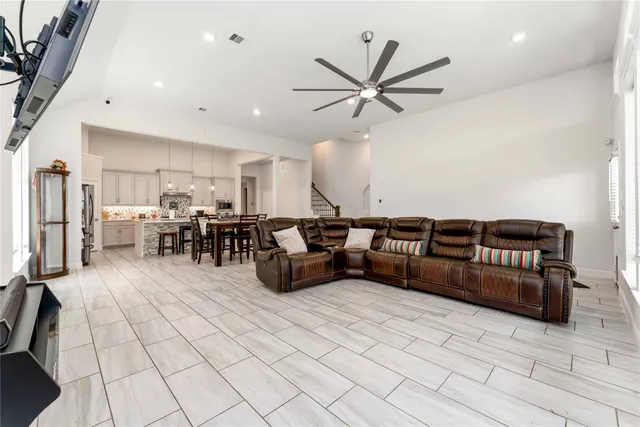 $410,000 | 2001 Sadtler Ridge Circle, La Porte, TX 77571