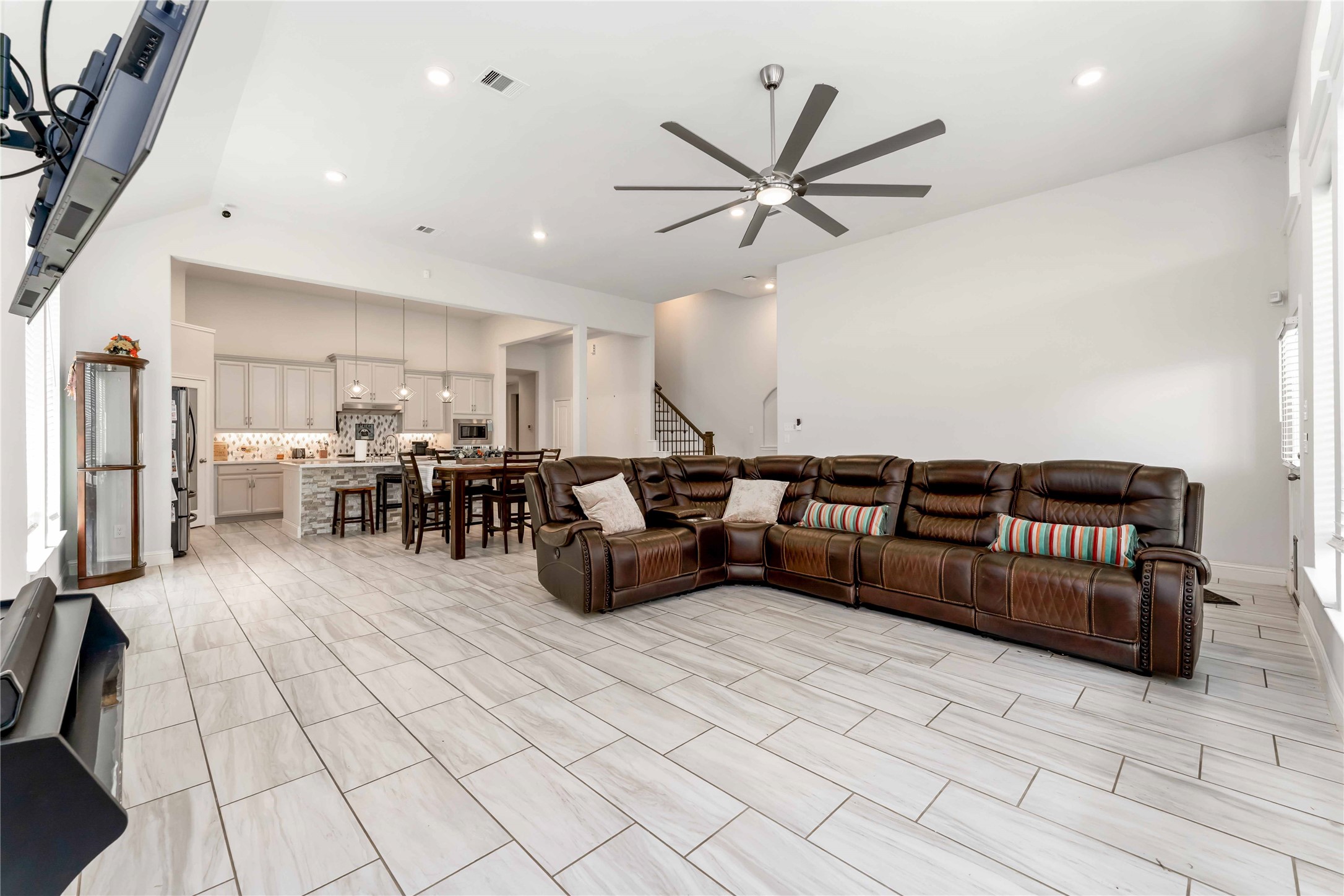 2001 Sadtler Ridge Circle La Porte, TX 77571 - Photo 4 of 24