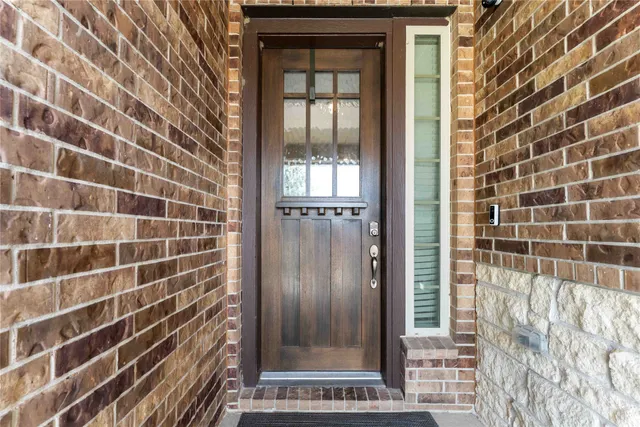 $410,000 | 2001 Sadtler Ridge Circle, La Porte, TX 77571