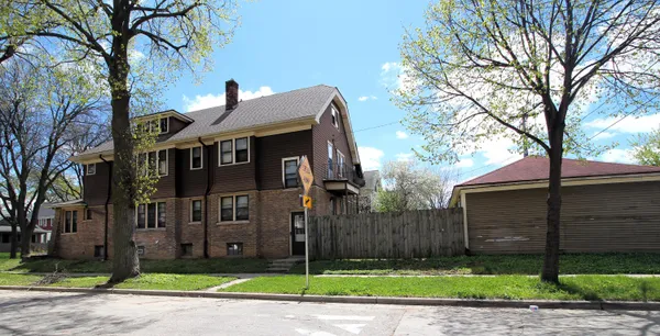 $259,900 | 2775 North 50th Street, Unit 2777, Milwaukee, WI 53210