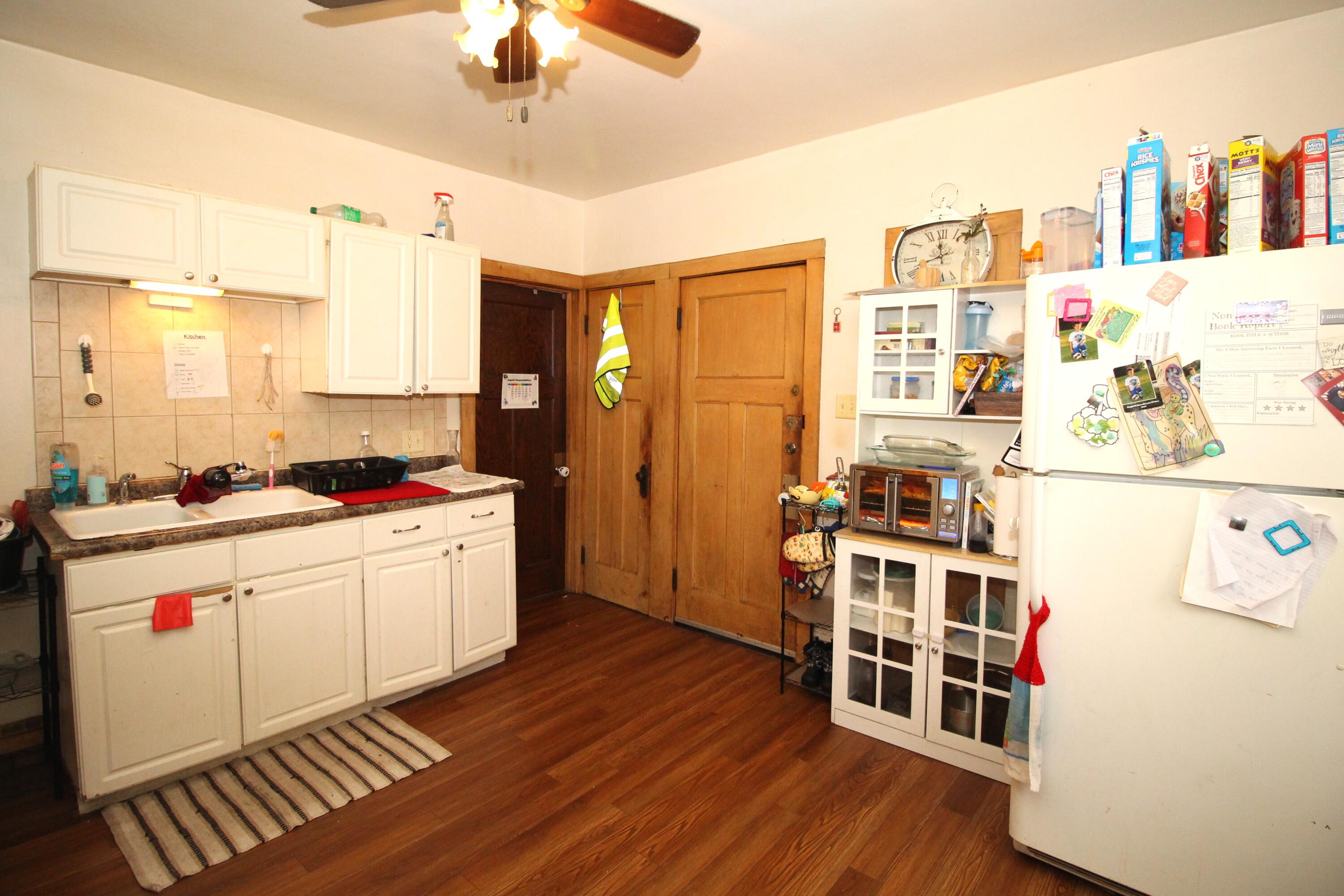 2775 North 50th Street, Unit 2777 Milwaukee, WI 53210 - Photo 9 of 16 Kitchen