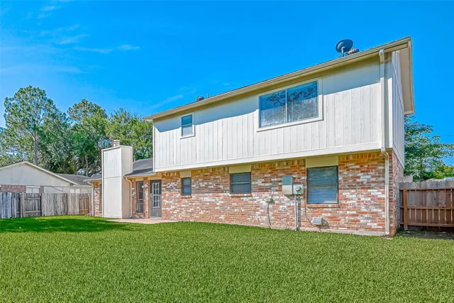 $1,950 | 2711 Quarry Hill Road, Sugar Land, TX 77478