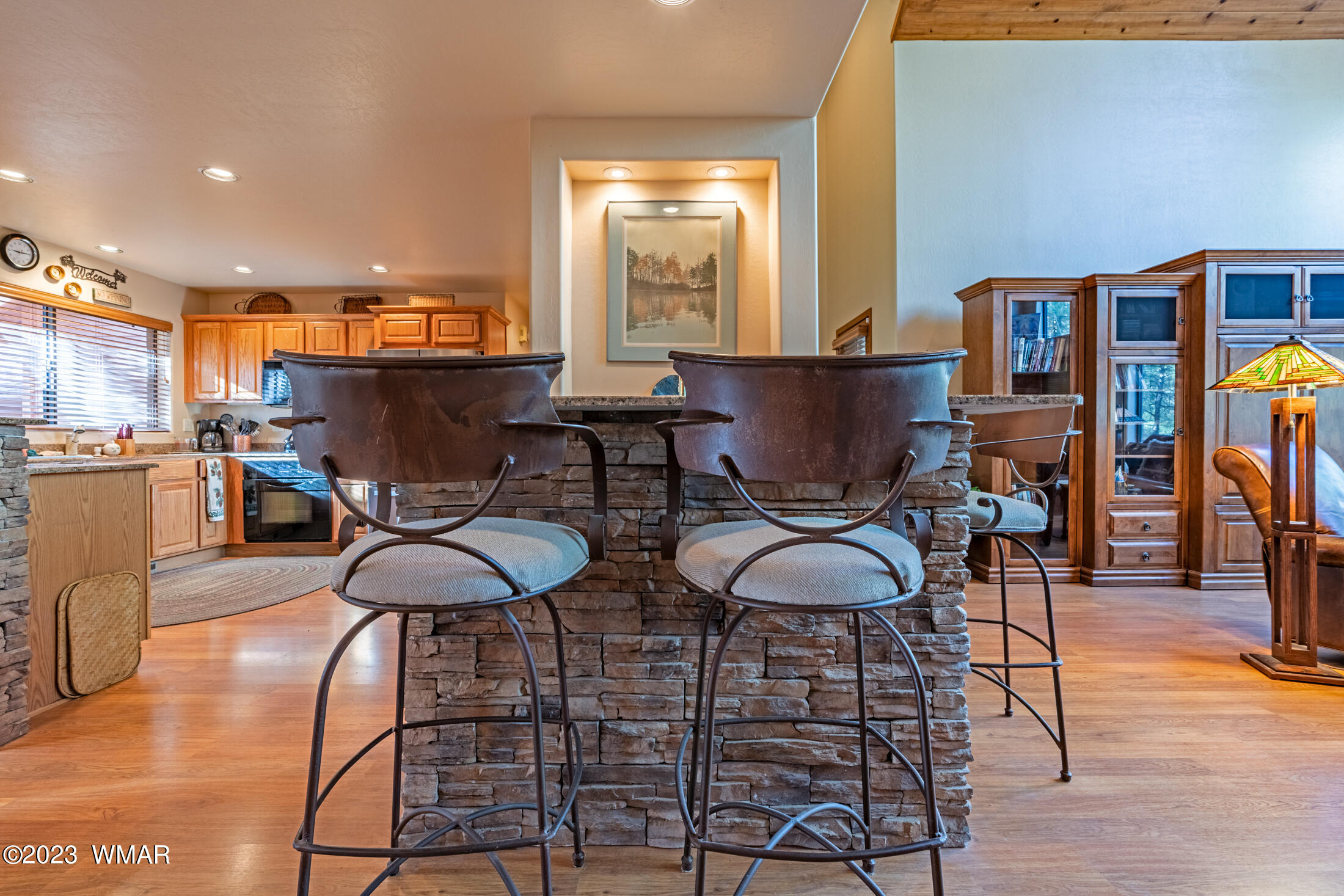 81 Silk Tassel Road Show Low, AZ 85901 - Photo 4 of 39