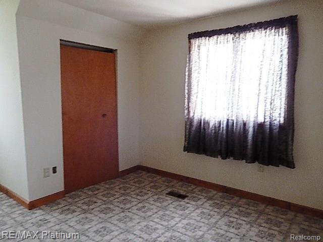 5309 Green Road Fenton, MI 48430 - Photo 34 of 35 34.jpg
