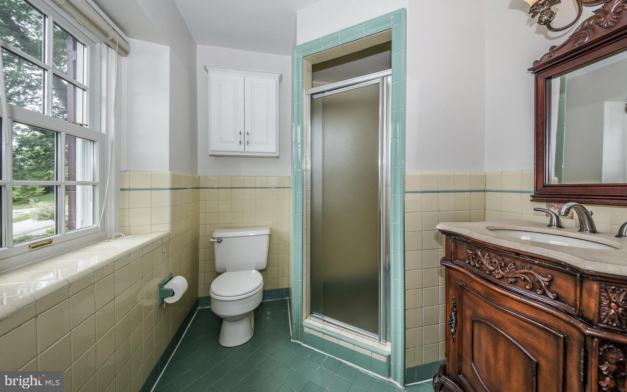 7804 Conwell Road Glenside, PA 19038 - Photo 30 of 33 Master Bathroom