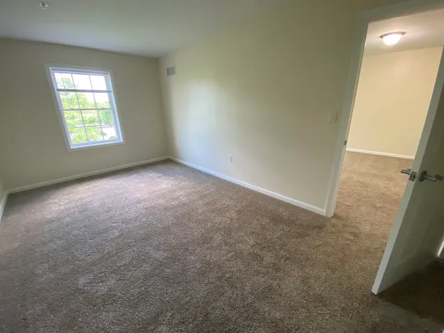 $1,775 | 20 Sentinel Court, Unit 305, Manchester, NH 03103