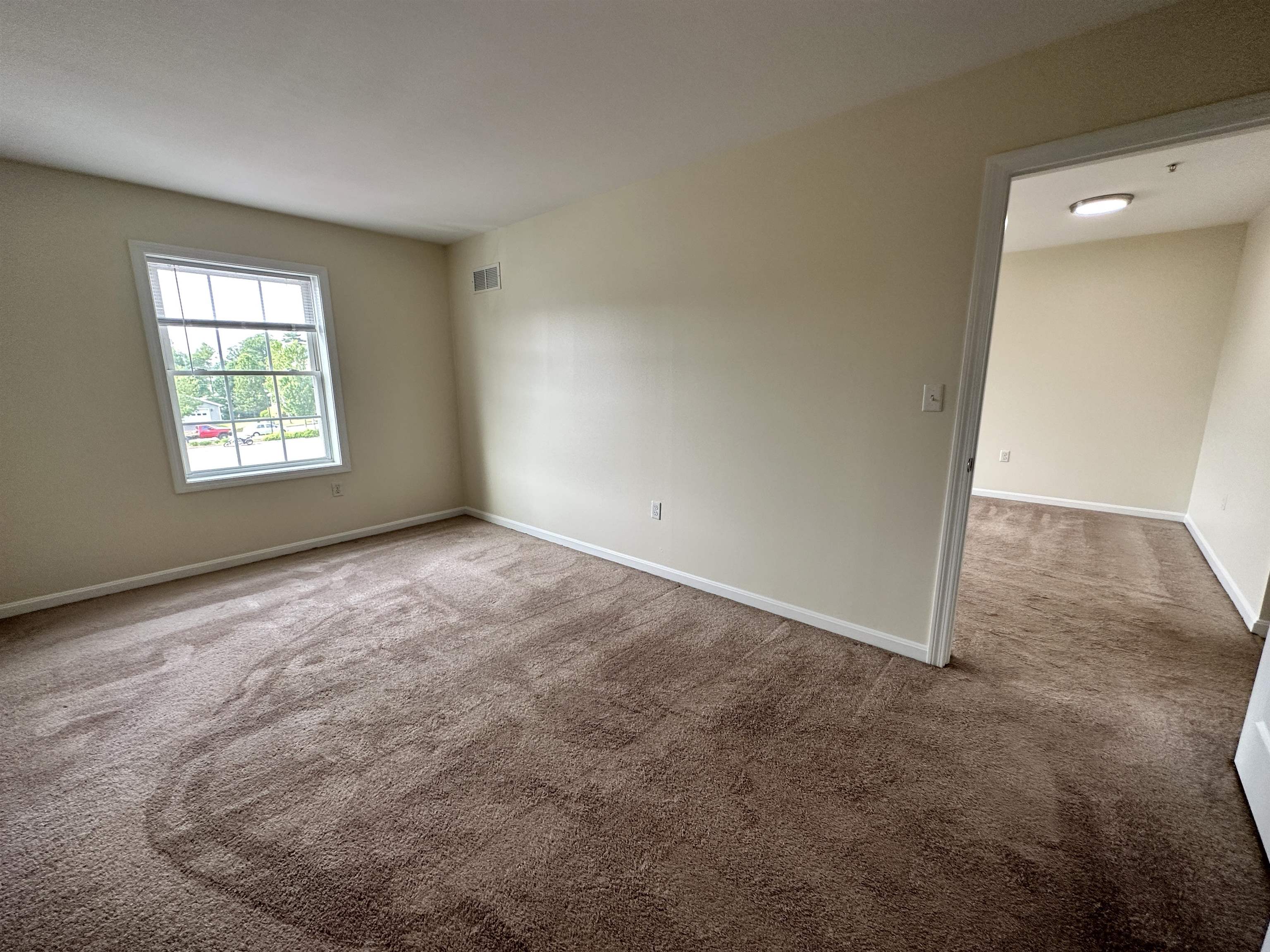 20 Sentinel Court, Unit 305 Manchester, NH 03103 - Photo 30 of 40