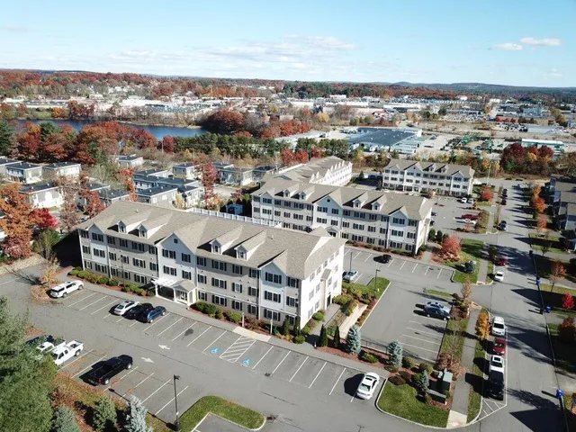 $1,775 | 20 Sentinel Court, Unit 305, Manchester, NH 03103