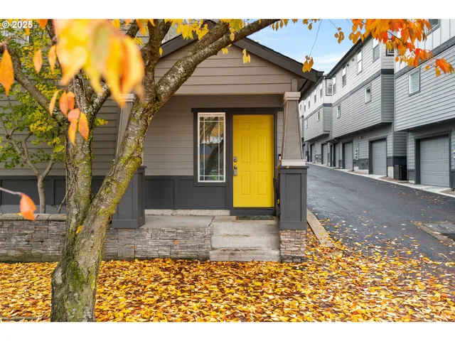 $349,500 | 6700 North Pittsburg Avenue, Portland, OR 97203