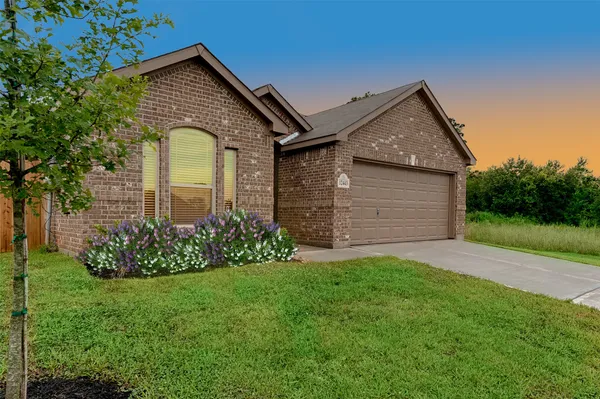 $249,999 | 12443 Lake Conroe Hills Drive, Willis, TX 77318
