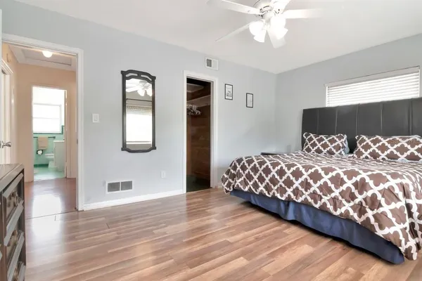 $469,000 | 305 Baker Avenue, Clearwater, FL 33755