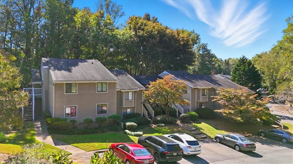 2907 Ironwood Road Southeast Marietta, GA 30067 - Photo 32 of 41 a front view of a house with yard
