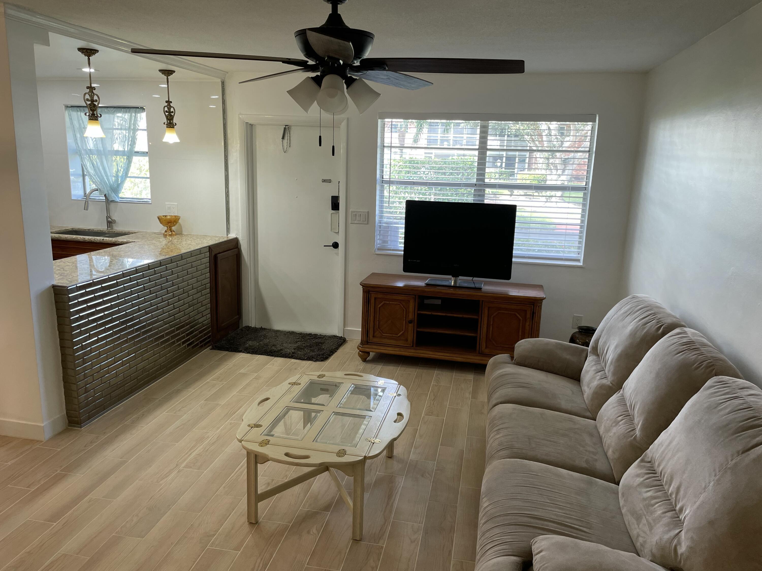 30 Southeast 13th Street, Unit A2 Boca Raton, FL 33432 - Photo 7 of 26 Living 1