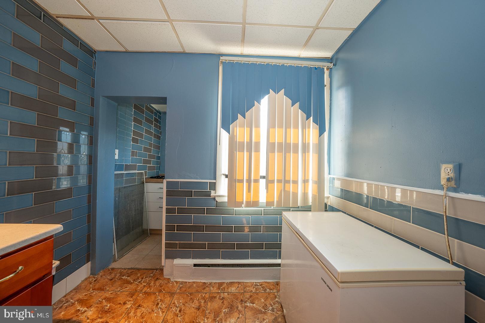 135 Kent Road Upper Darby, PA 19082 - Photo 21 of 58 room for an eating area
