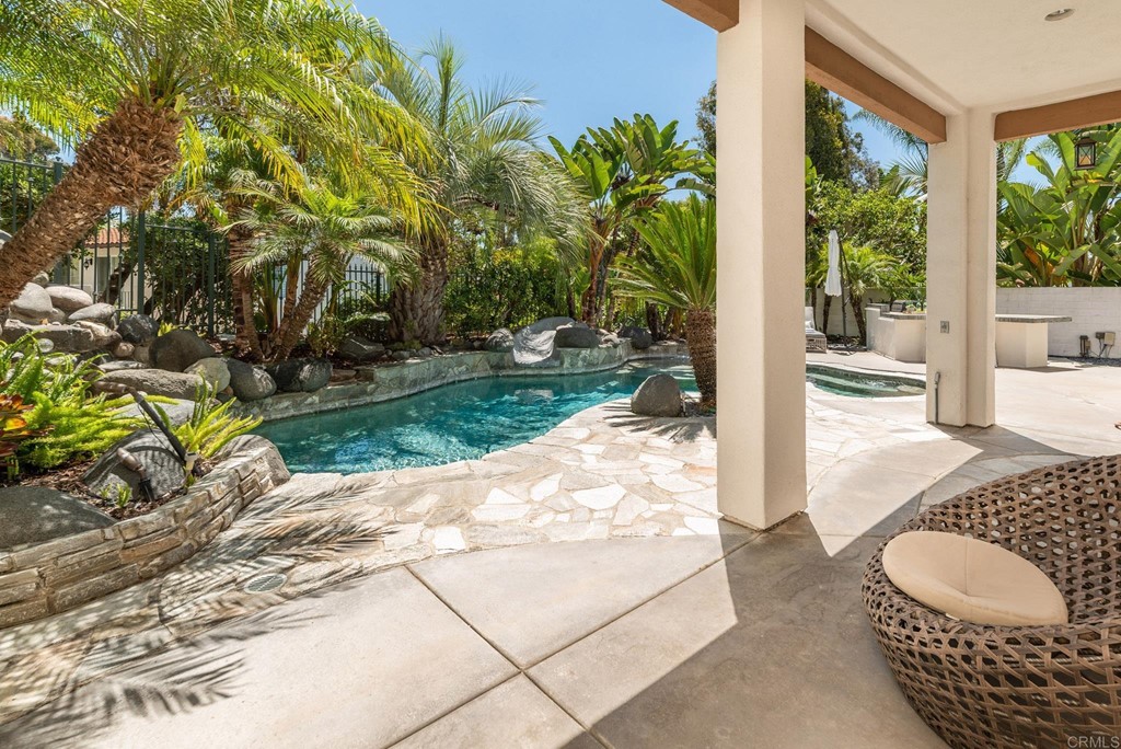 1368 Corvidae Street Carlsbad, CA 92011 - Photo 30 of 38