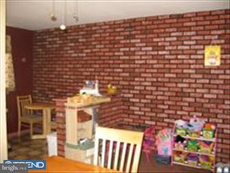 9975 Bridle Road Philadelphia, PA 19115 - Photo 3 of 6 Kitchen