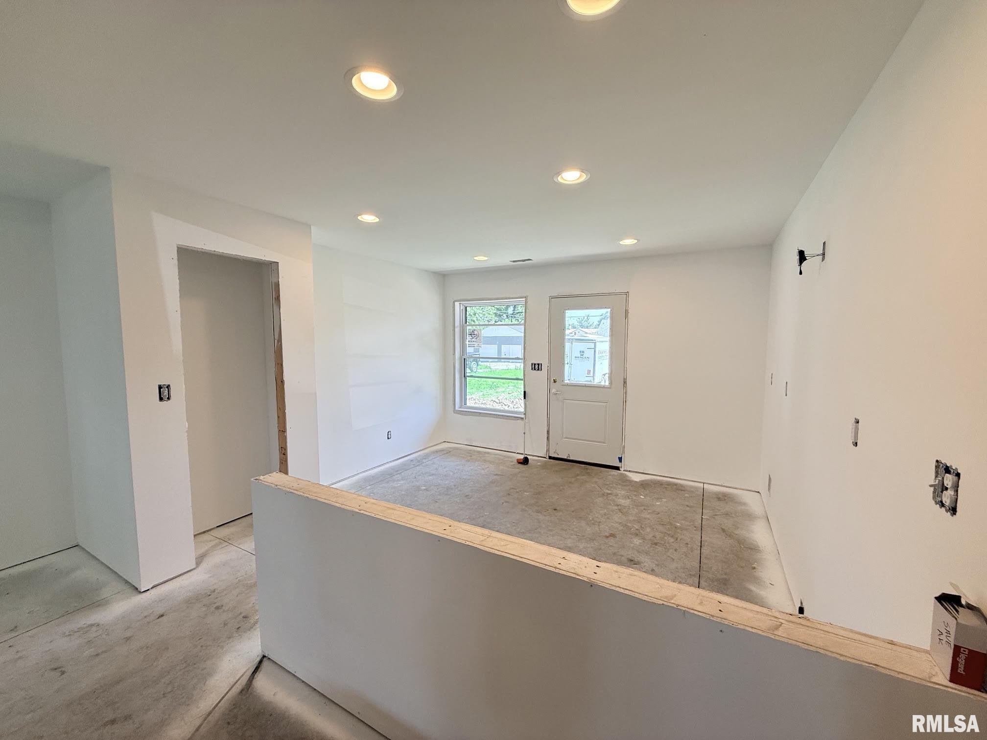 2264 Chestnut Street Quincy, IL 62301 - Photo 5 of 13