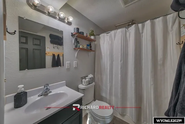 $230,000 | 1309 Coburn Avenue, Worland, WY 82401