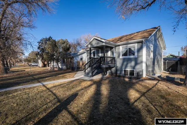 $230,000 | 1309 Coburn Avenue, Worland, WY 82401