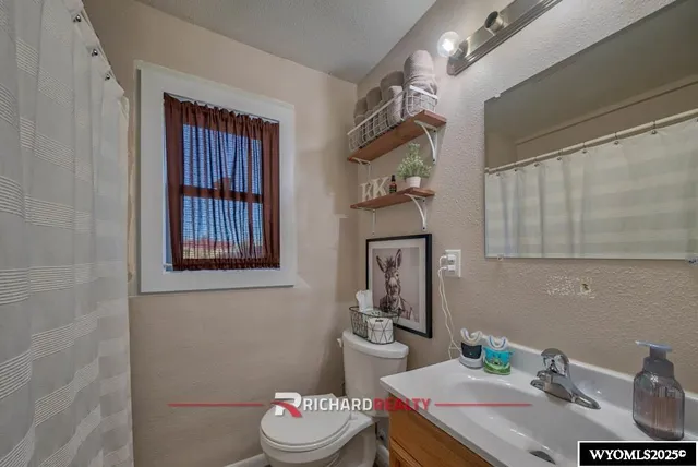 $230,000 | 1309 Coburn Avenue, Worland, WY 82401