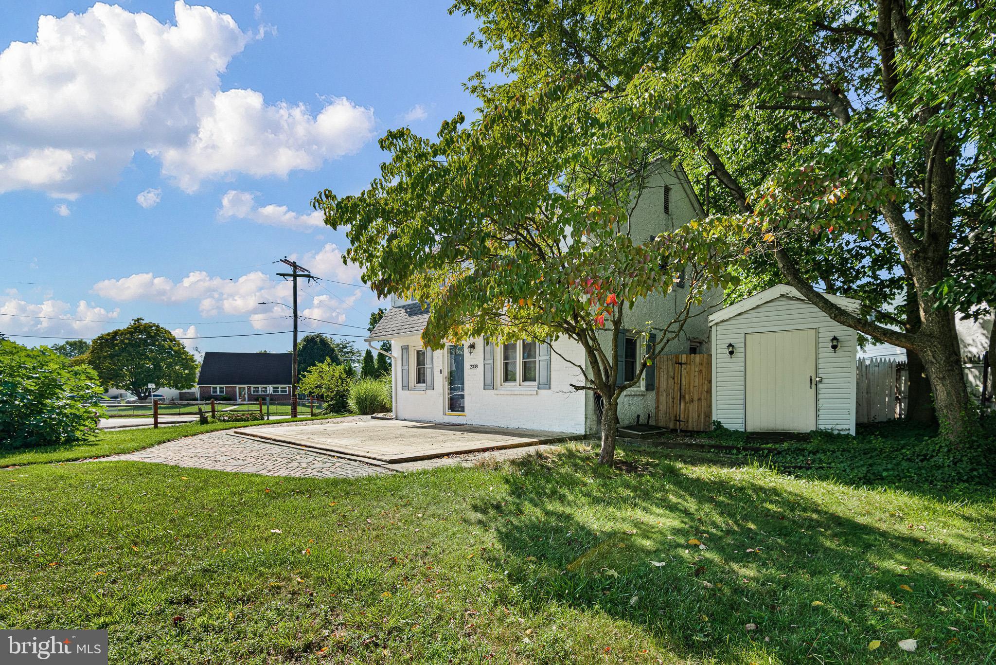 2338 Poe Road Secane, PA 19018 - Photo 23 of 29 Front yard