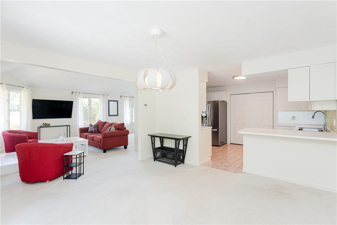 112 Harrison Avenue Newport, RI 02840 - Photo 32 of 48 Unit A