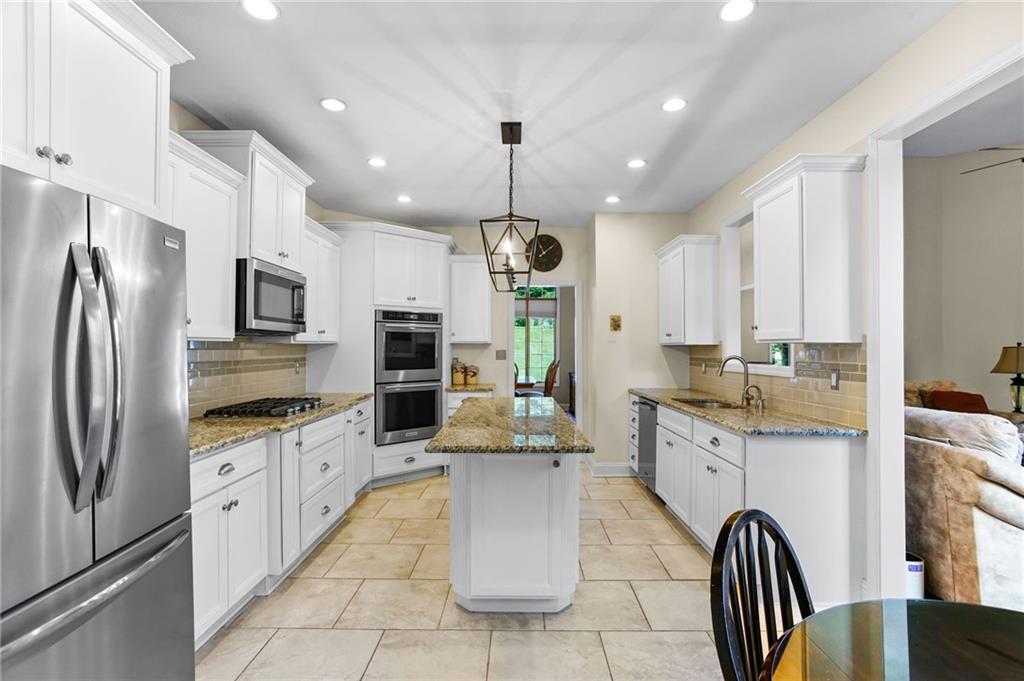 472 Spruce Lane Houston, PA 15342 - Photo 14 of 50