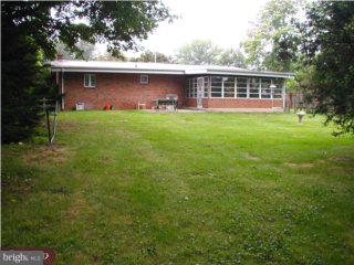 9695 Pine Road Philadelphia, PA 19115 - Photo 3 of 6