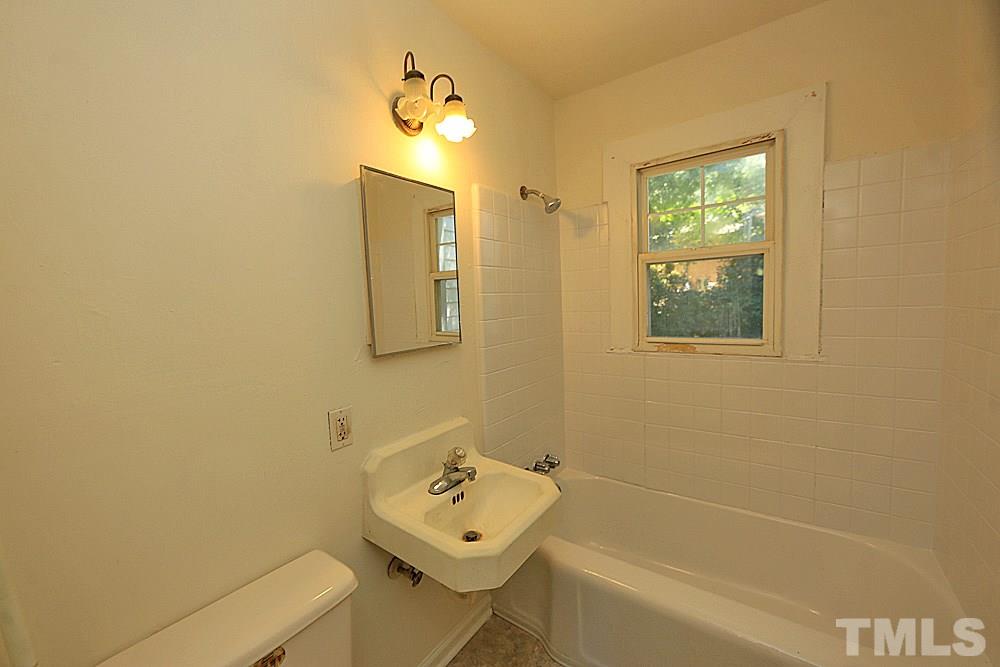 2023 Wake Forest Road Raleigh, NC 27608 - Photo 5 of 15