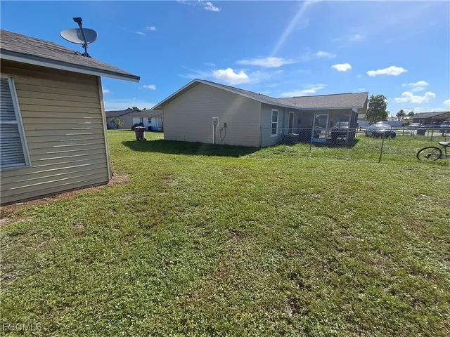 $1,500 | 1837 South Markley Court, Fort Myers, FL 33916