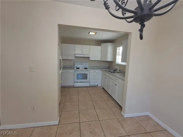 $1,500 | 1837 South Markley Court, Fort Myers, FL 33916