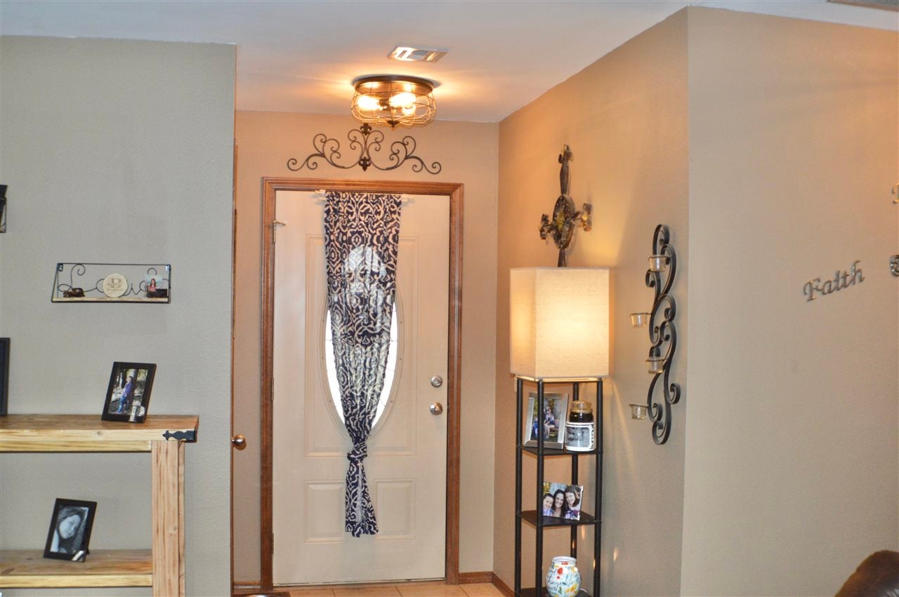 607 Cherokee Avenue Morrison, OK 73061 - Photo 3 of 25 Gallery Image 3