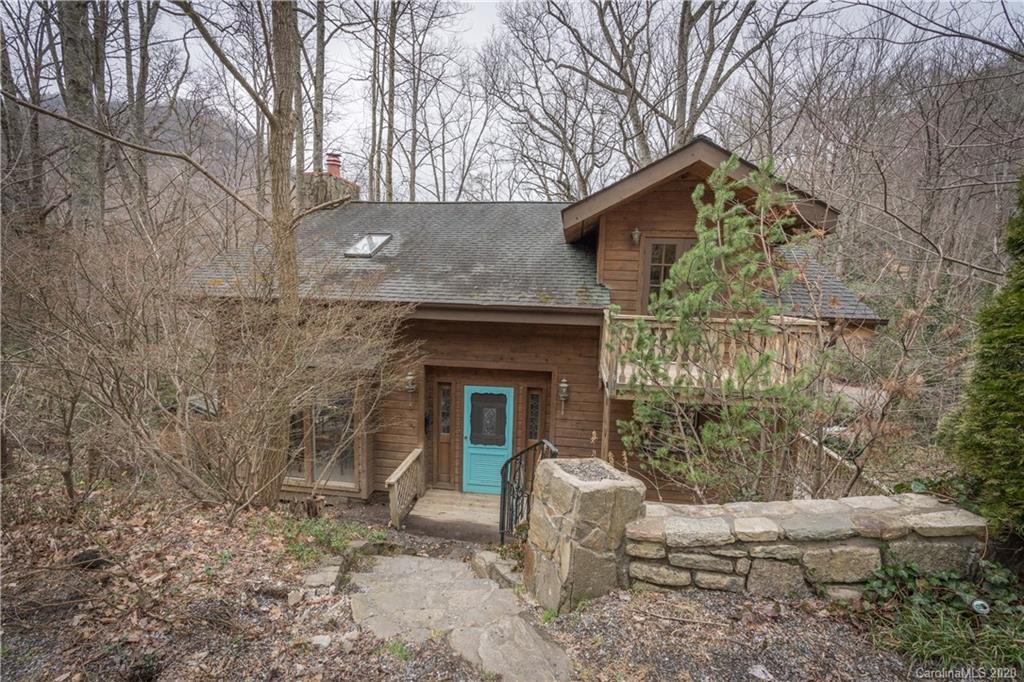 325 Fie Top Road Maggie Valley, NC 28751 - Photo 4 of 45 Gallery Image 4