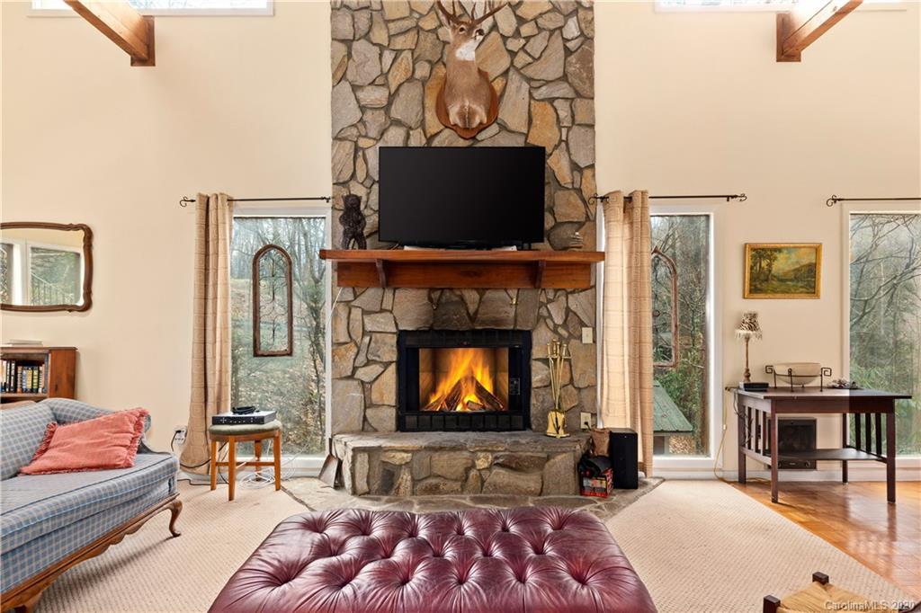 325 Fie Top Road Maggie Valley, NC 28751 - Photo 6 of 45 Gallery Image 6