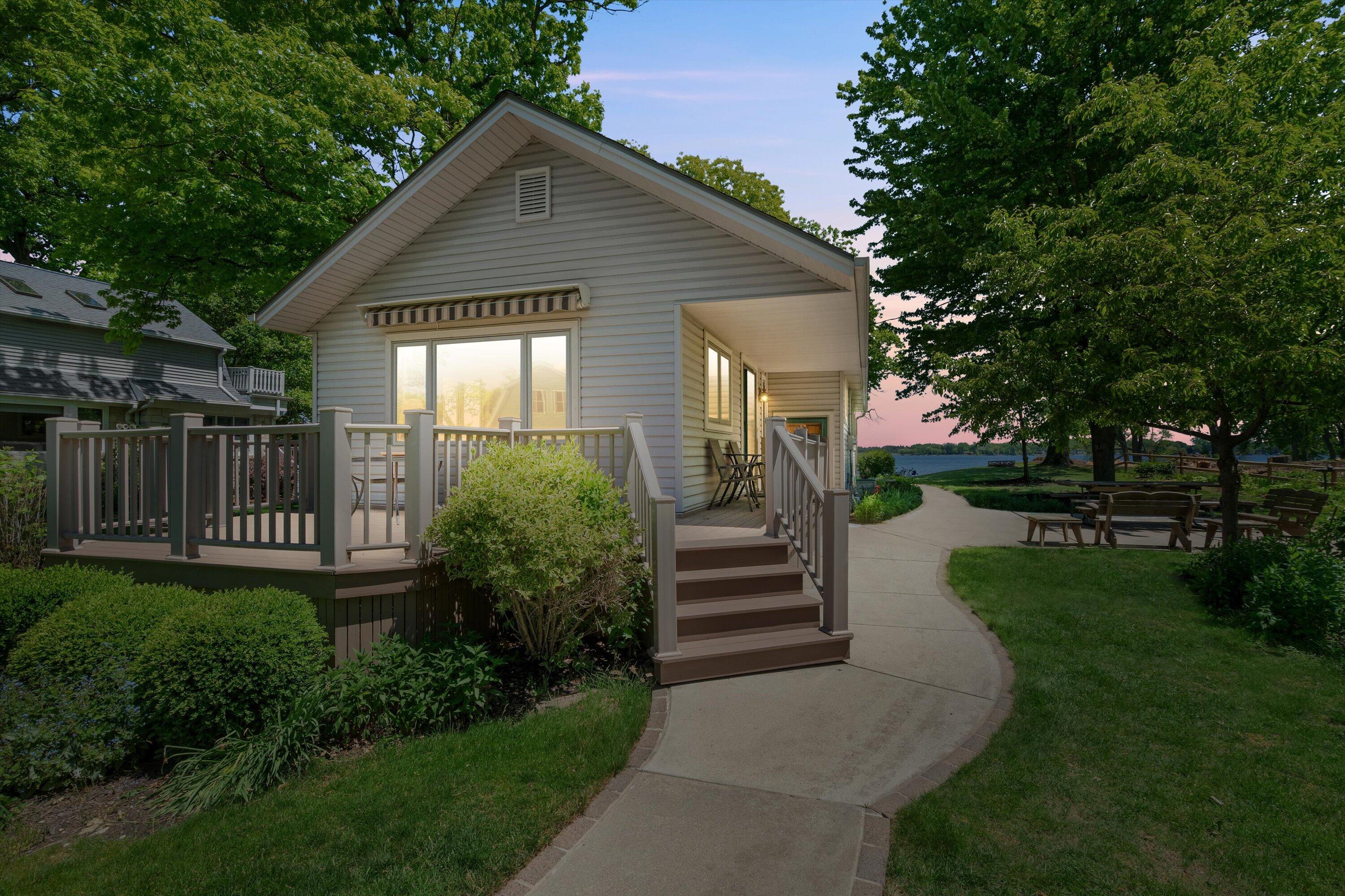 7301 West Wind Lake Road Norway, WI 53185 - Photo 54 of 58 Twilight View