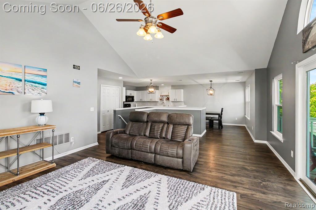 1723 Welland Street Howell, MI 48855 - Photo 6 of 19