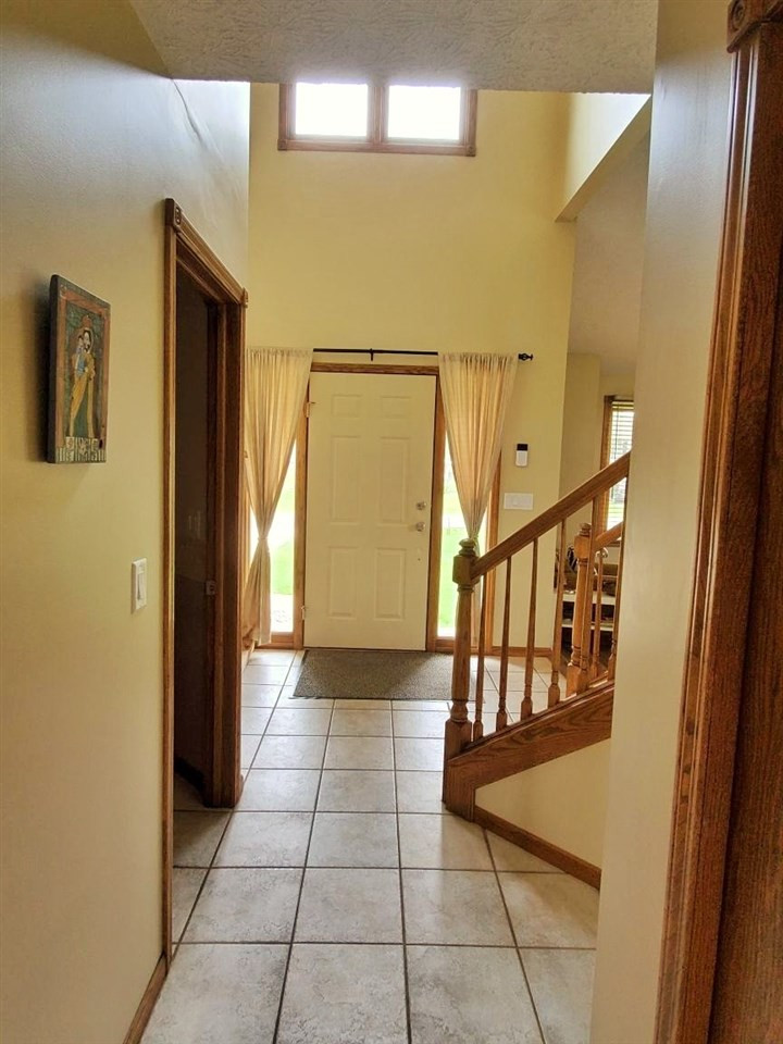 2317 Ridgeway Road, Unit 4 Jackson, MI 49203 - Photo 17 of 47 Photo 19