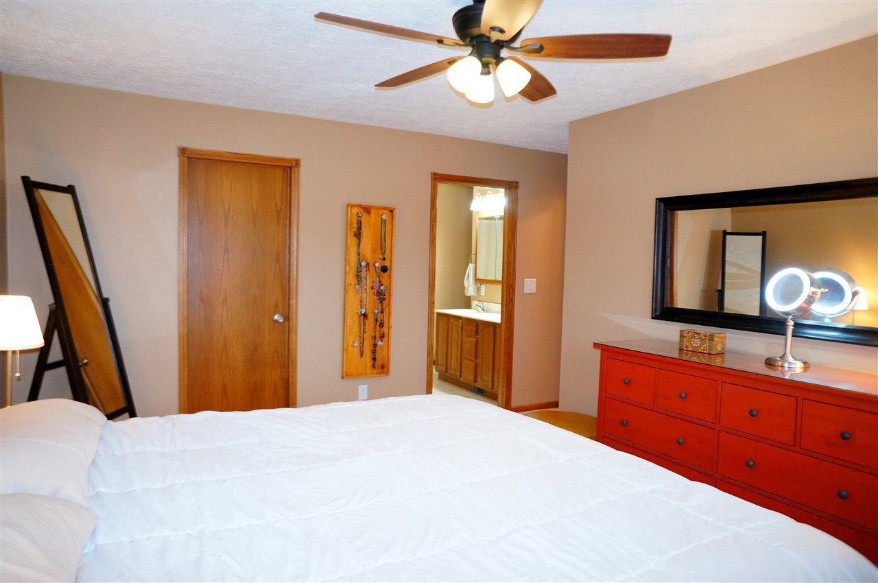 2317 Ridgeway Road, Unit 4 Jackson, MI 49203 - Photo 24 of 47 Photo 26