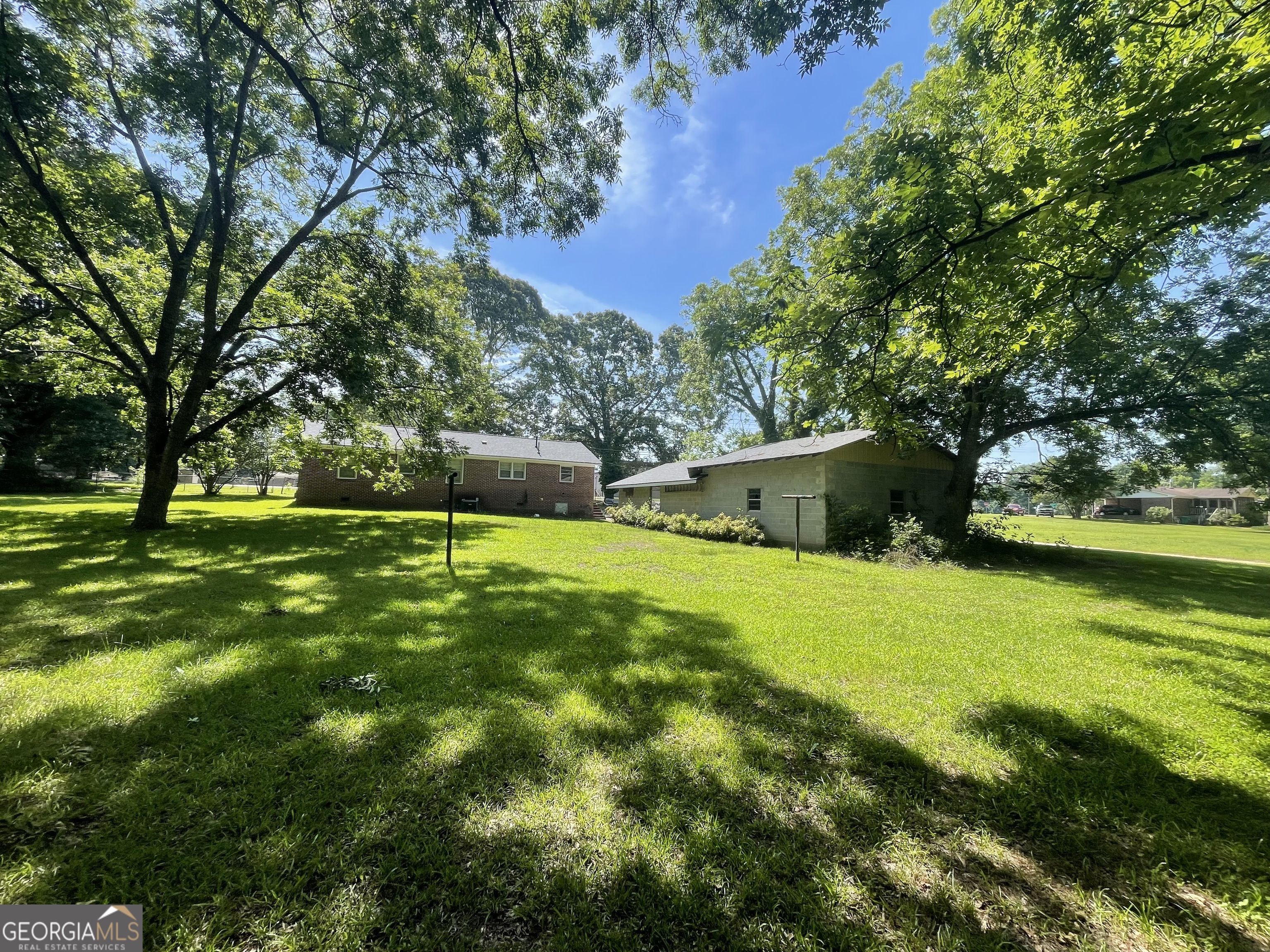 95 Gumlog Road Lavonia, GA 30553 - Photo 2 of 5