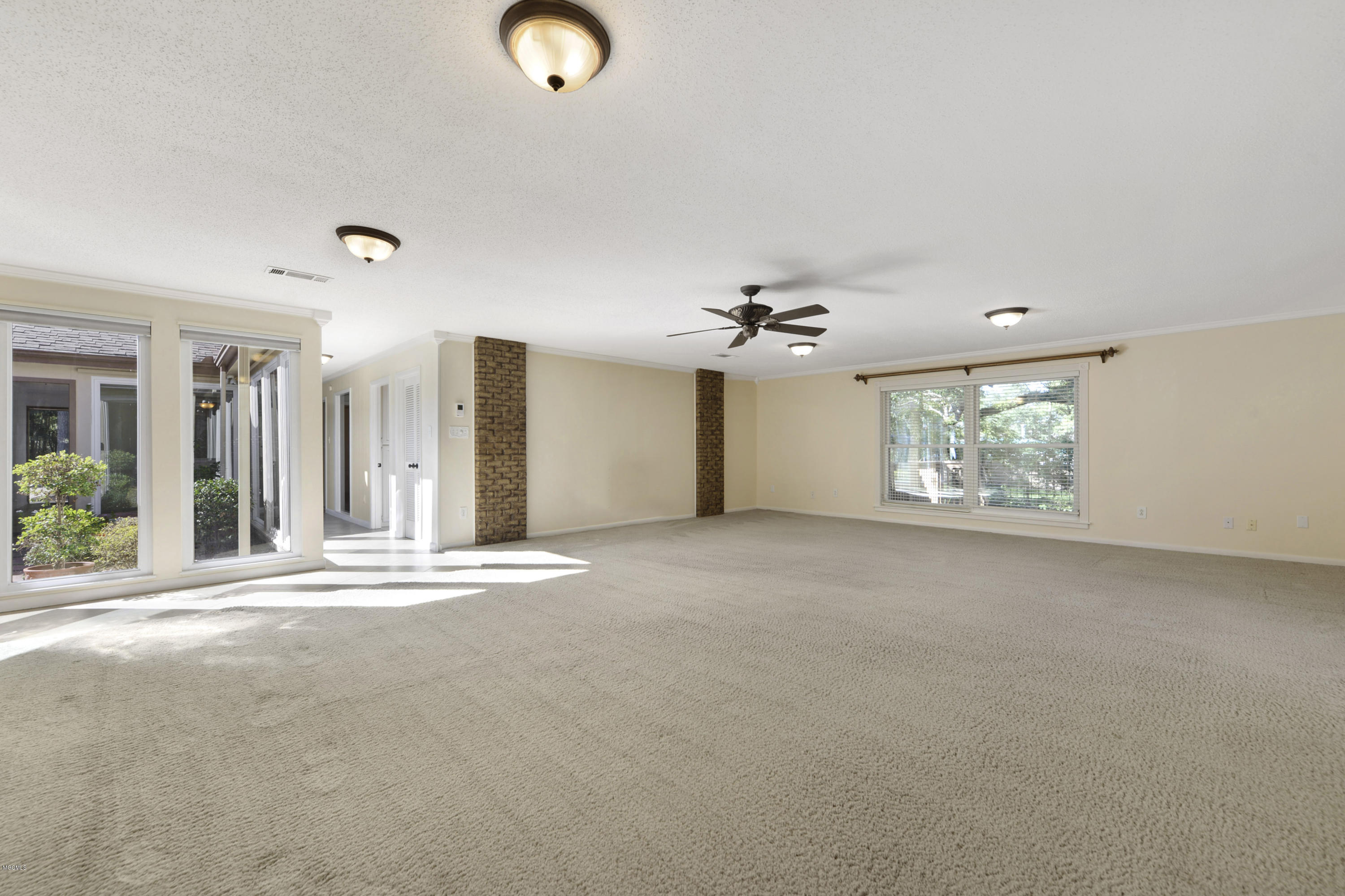 3208 Rollins Road Gautier, MS 39553 - Photo 7 of 42 004