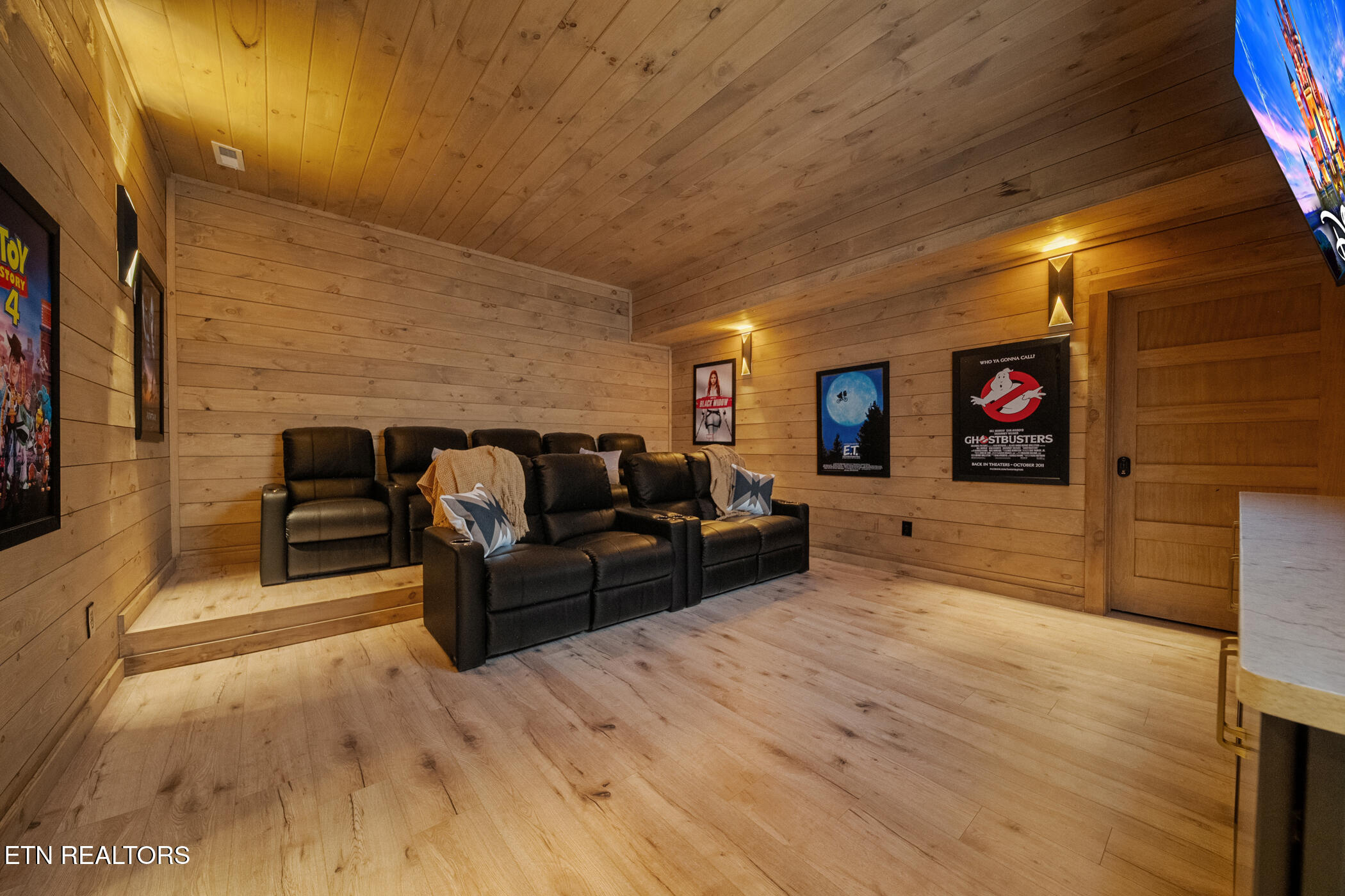 2669 Sulpher Spring Way Sevierville, TN 37862 - Photo 23 of 27 DSC07069 (1)