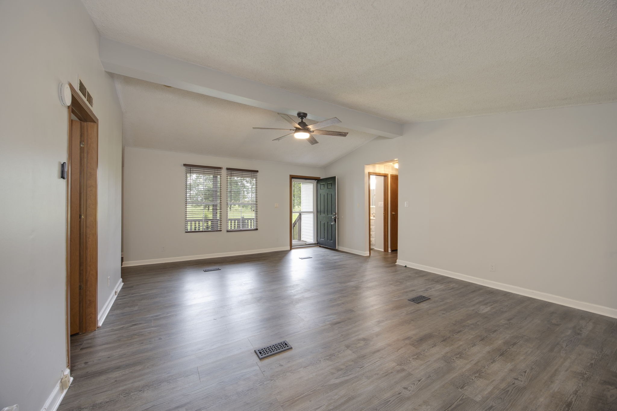5661 Dixon Road Cross Plains, TN 37049 - Photo 7 of 39 Gallery Image 7