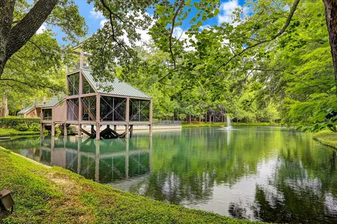$367,500 | 225 Litchfield Lane, Houston, TX 77024