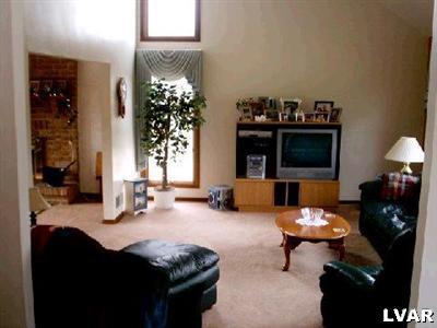 9286 Longswamp Road Alburtis, PA 18011 - Photo 6 of 10 Living room