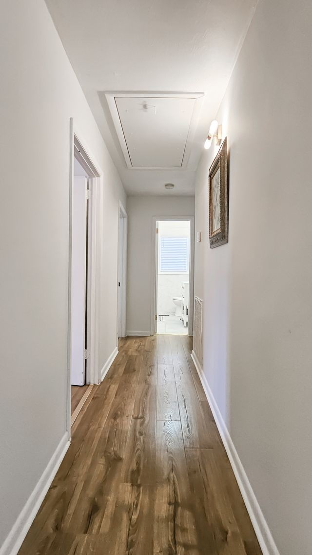 20 Tunstill Loop Road Fayetteville, TN 37334 - Photo 14 of 48 a view of a hallway with wooden floor