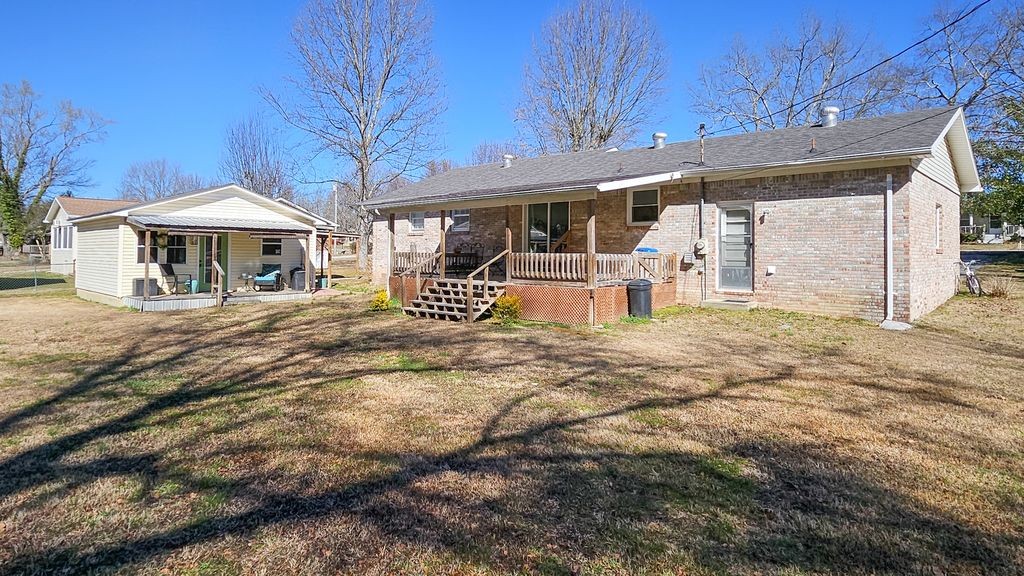 20 Tunstill Loop Road Fayetteville, TN 37334 - Photo 29 of 48 a view of a building with large trees
