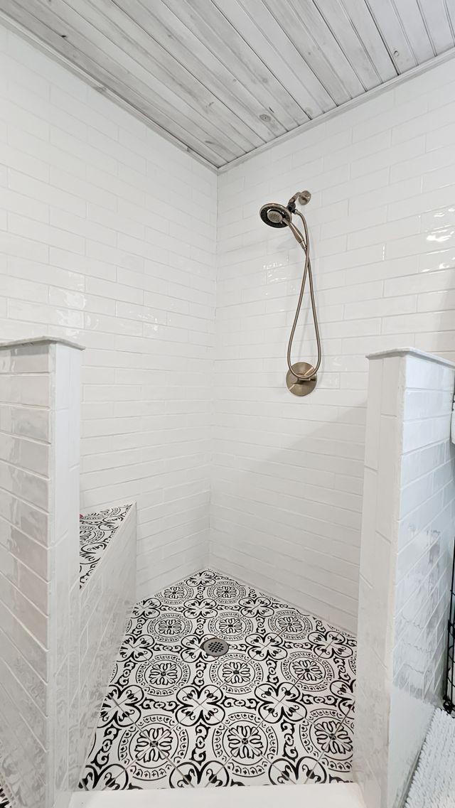 20 Tunstill Loop Road Fayetteville, TN 37334 - Photo 42 of 48 a bathroom with a shower