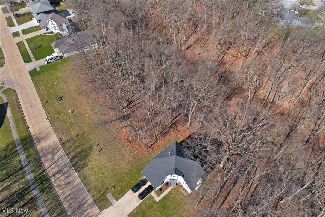 6378 Valley Ranch Drive Maple Heights, OH 44137 - Photo 3 of 12 Bird's eye view