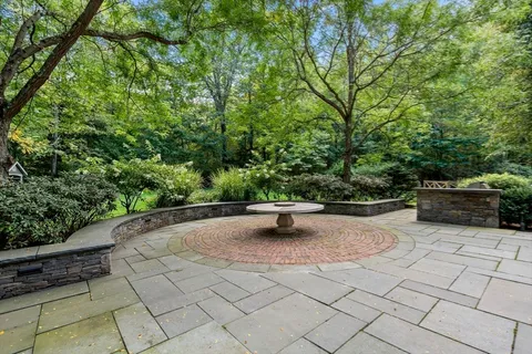 $7,498,000 | 180 Highland Street, Weston, MA 02493